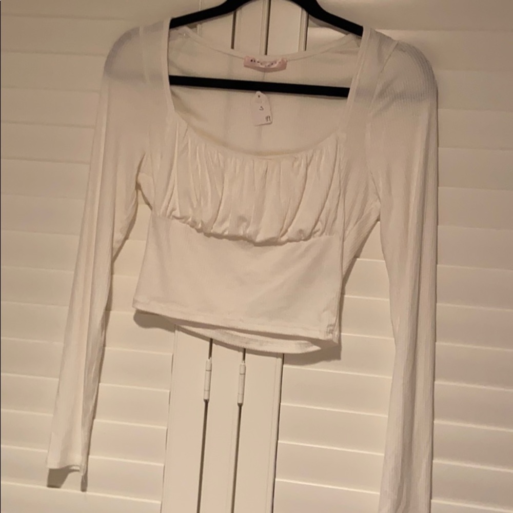 never worn white long sleep crop size small
